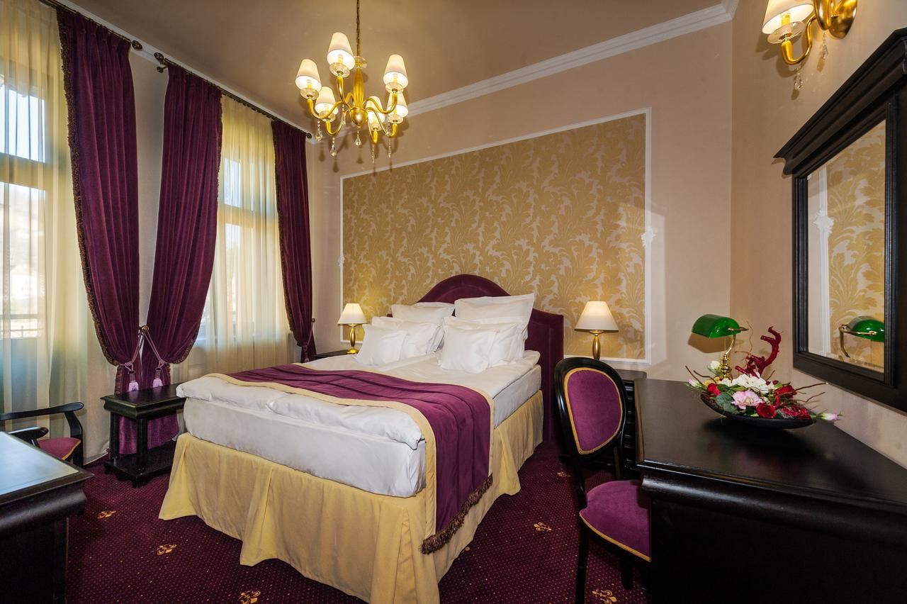 Отель Hotel Central Park Sighisoara Сигишоара