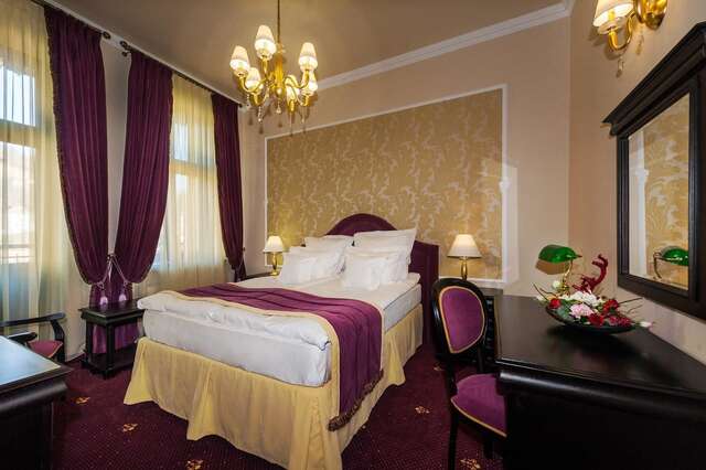 Отель Hotel Central Park Sighisoara Сигишоара-25